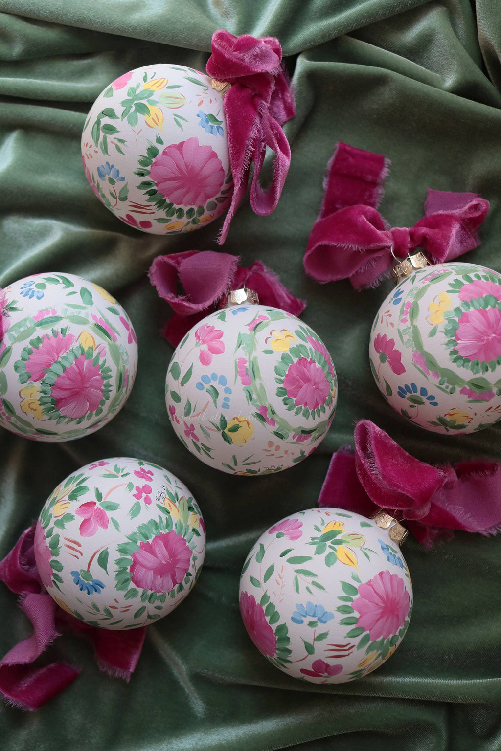 Hand-painted ornament, chinoiserie Rose Canton
