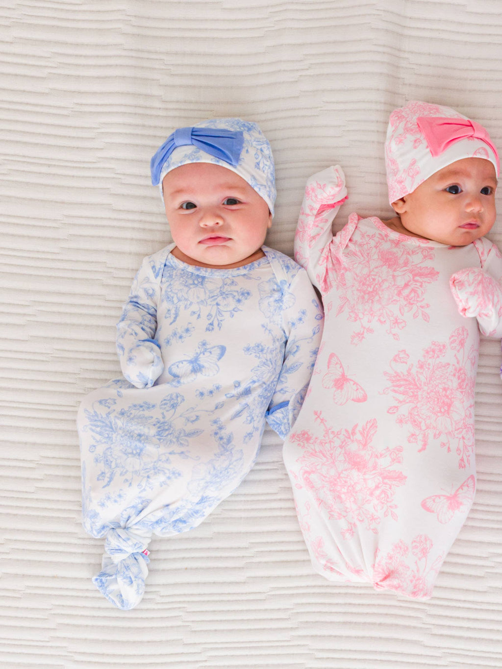 SoftSnooze™ Baby Girls Bamboo Viscose Periwinkle Butterfly Garden Ruffle Knotted Sleep Gown & Bow Hat Set: Blue / Newborn-3m