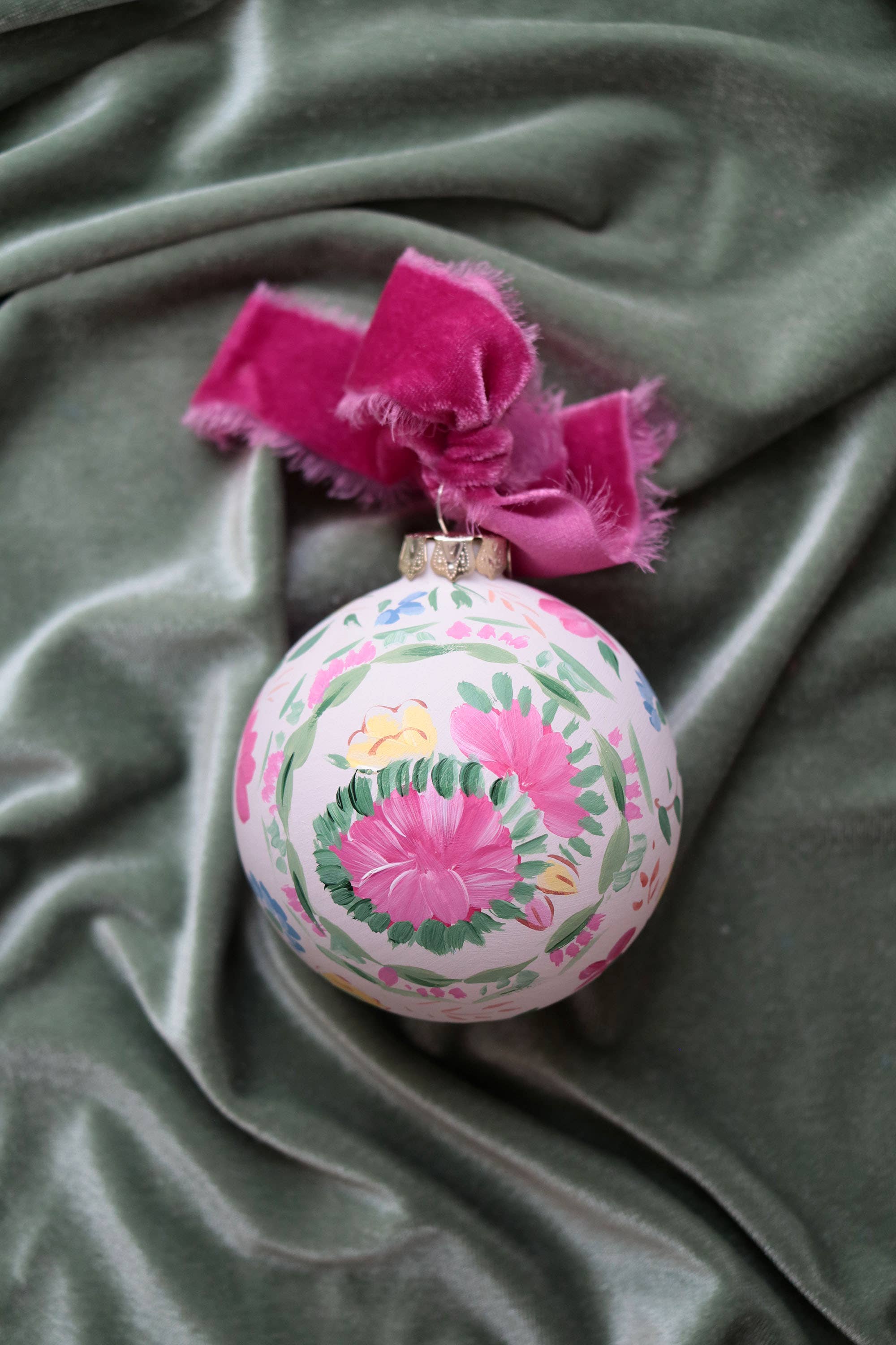 Hand-painted ornament, chinoiserie Rose Canton