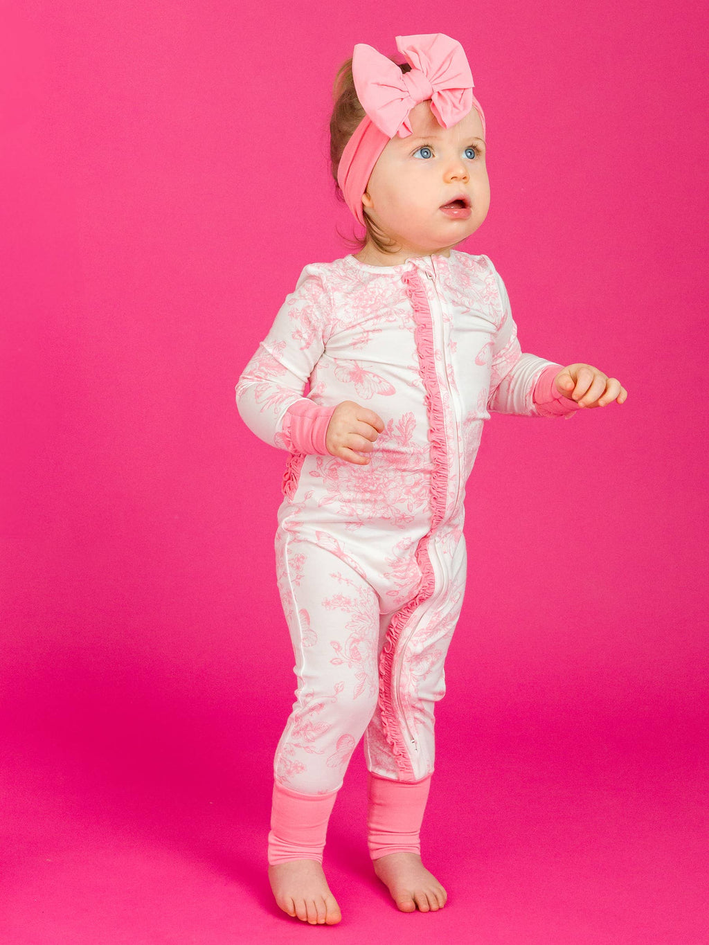 SoftSnooze™ Baby Girls Bamboo Viscose Pink Butterfly Garden Toile Convertible Ruffle One Piece Footie Pajama: White / 0-3m