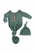 Emerald Bamboo Knotted Gown & Hat: Newborn / 7-14lbs+