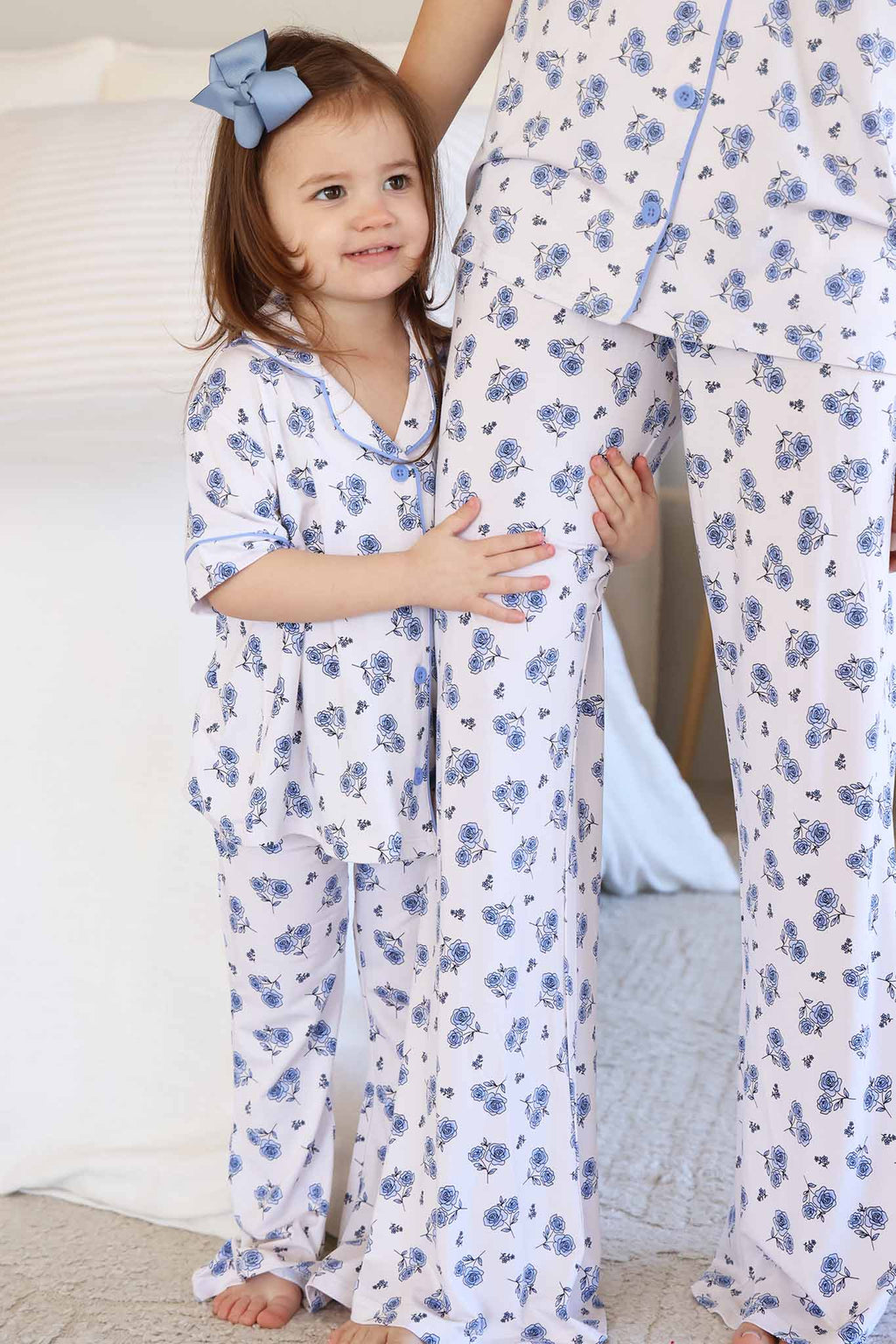 Girl's Two Piece Flare Lounge Set | Sapphire Garden: 3T