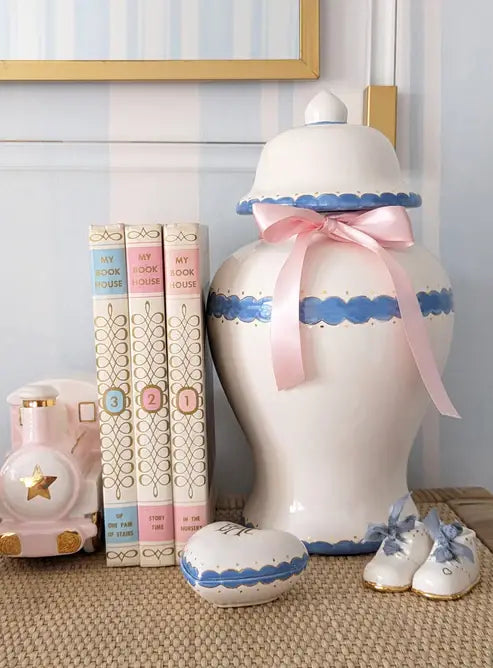 Scallop Ginger Jars in French Blue: Medium