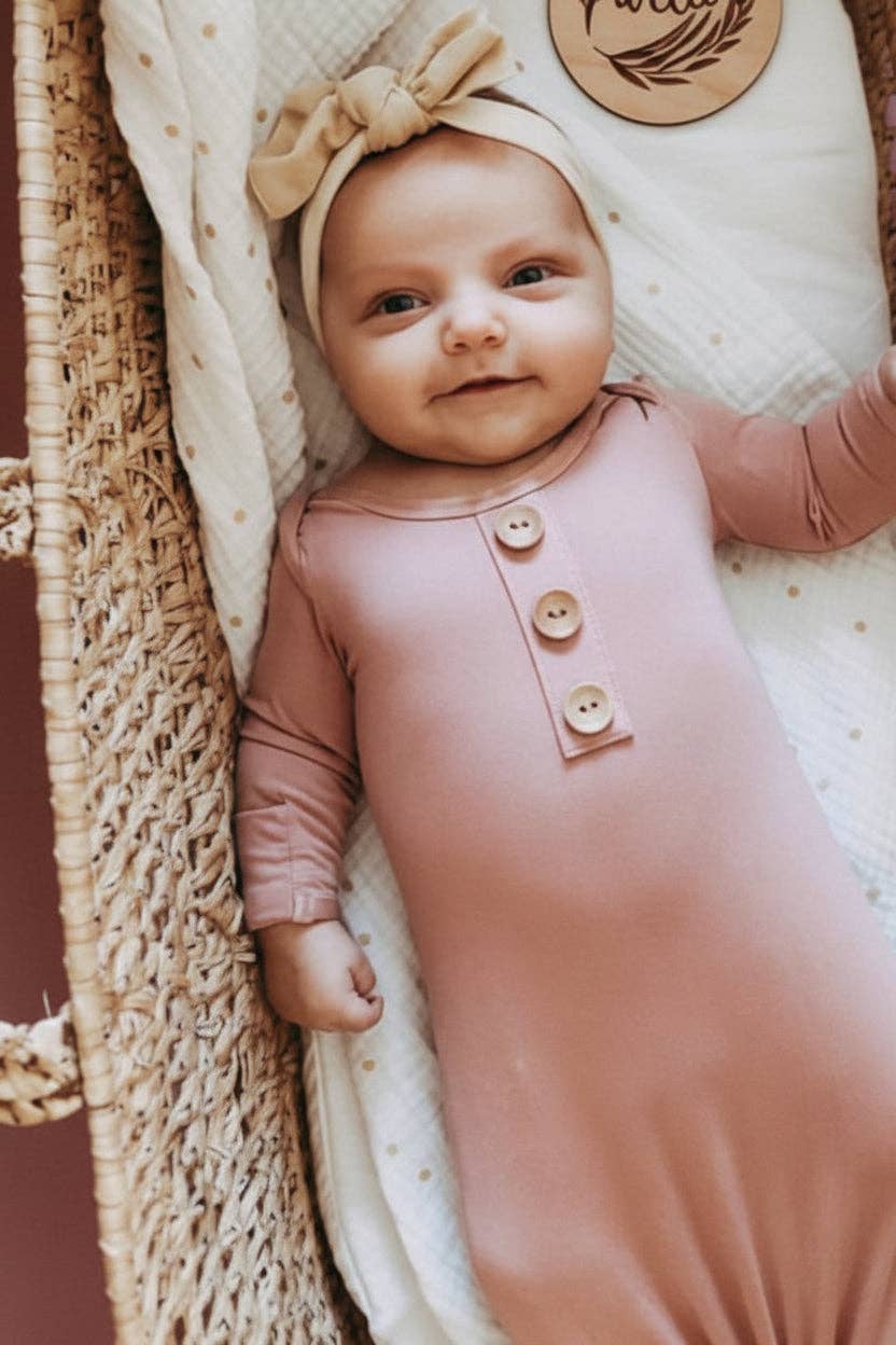 Solid Mauve Bamboo Baby Knot Gown & Hat: Newborn / 7-14lbs+