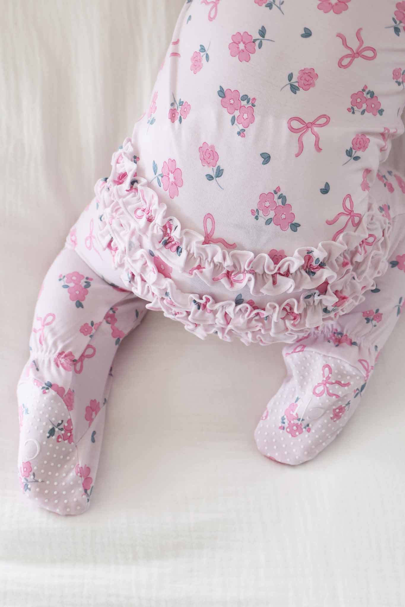 Ribbon & Roses Ruffle Zipper Footie | Pink: 6-9 months