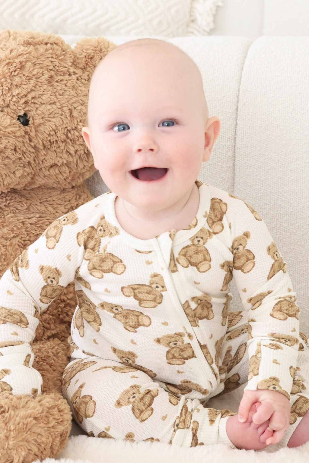 Beary Sweet Bamboo Waffle Convertible Zip Romper: 12-18 months