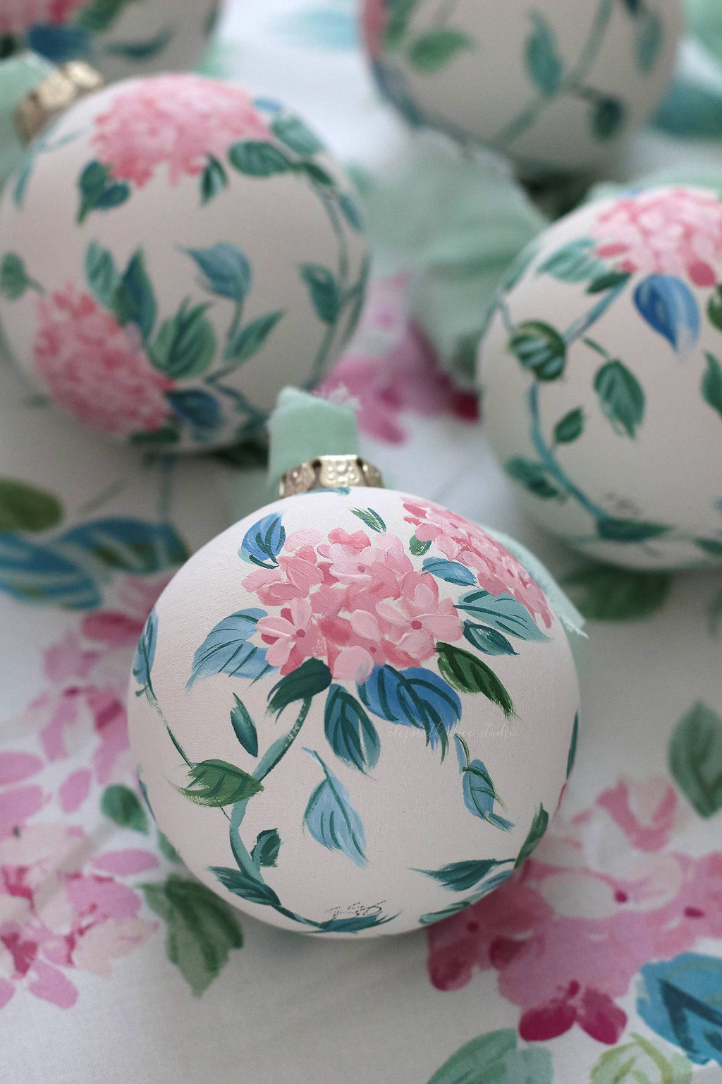 Pink hydrangea chinoiserie hand-painted ornament