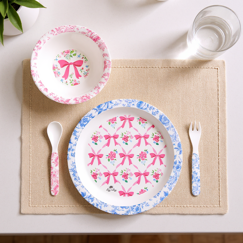 *NEW* Itzy Bistro™ - 4 piece dining set: Robbons & Roses
