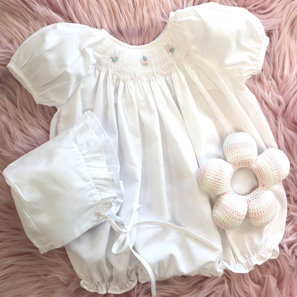 Bubble with Novelty Smocking: White / Newborn