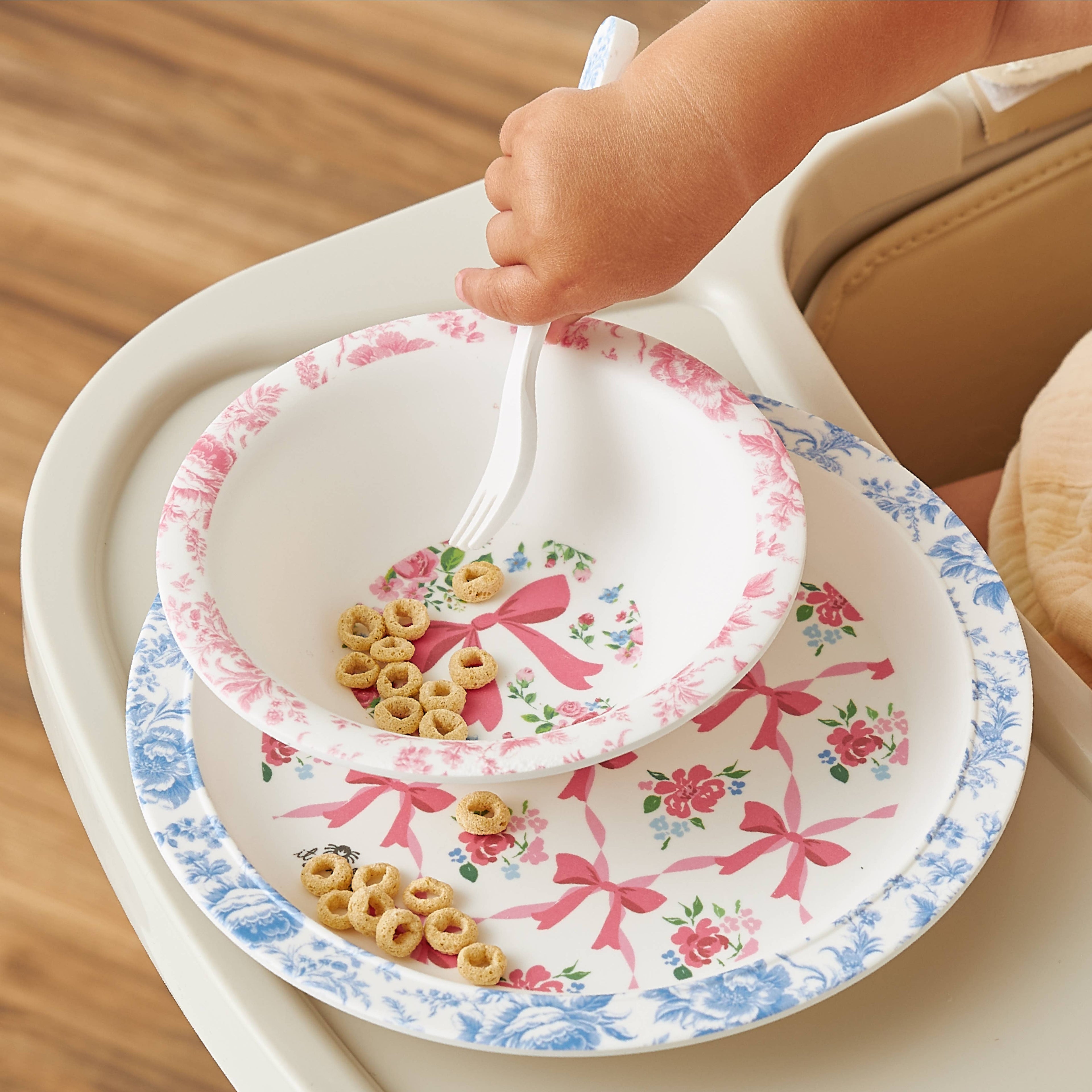 *NEW* Itzy Bistro™ - 4 piece dining set: Robbons & Roses