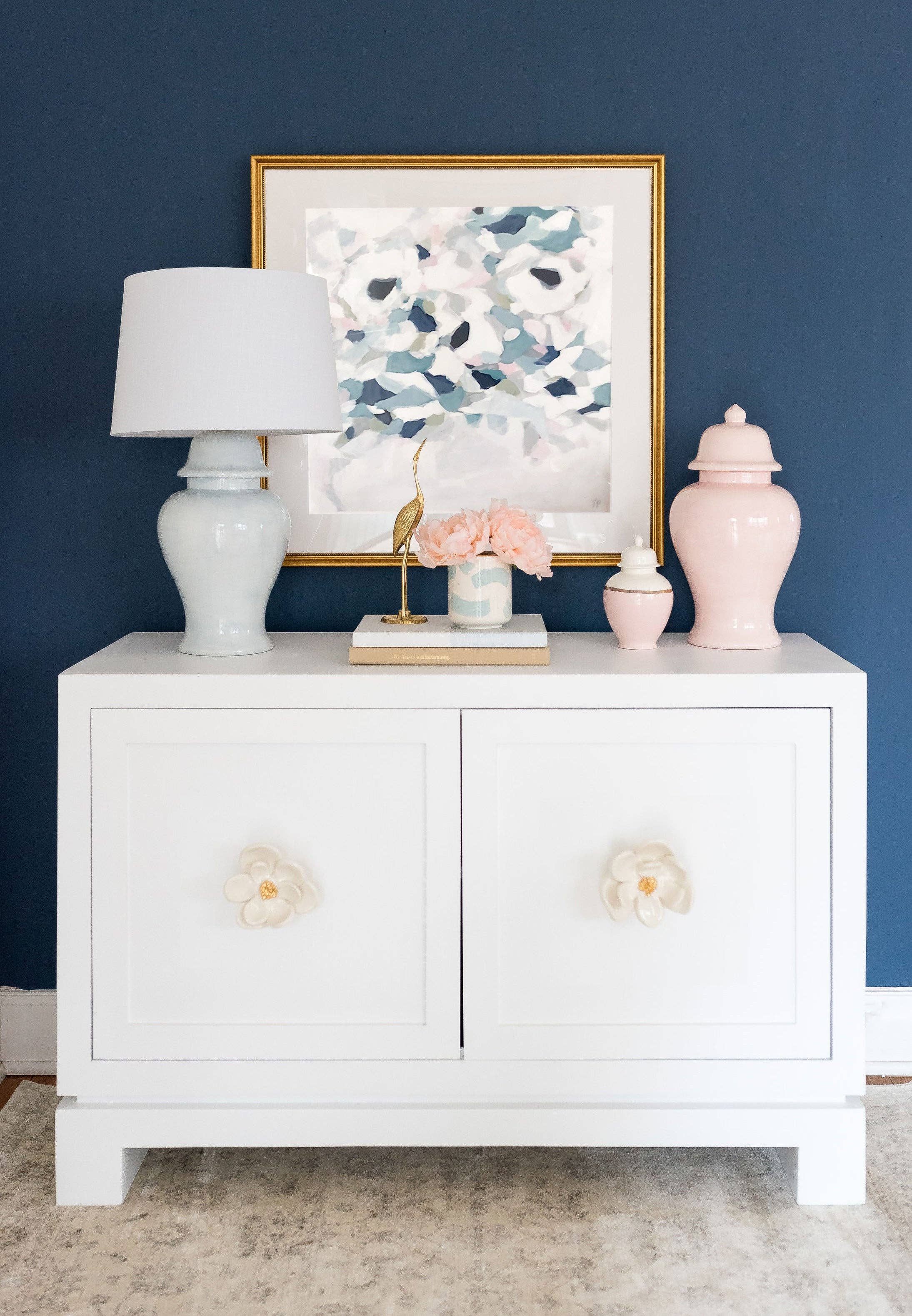 Hydrangea Light Blue Ginger Jar Lamp: Medium