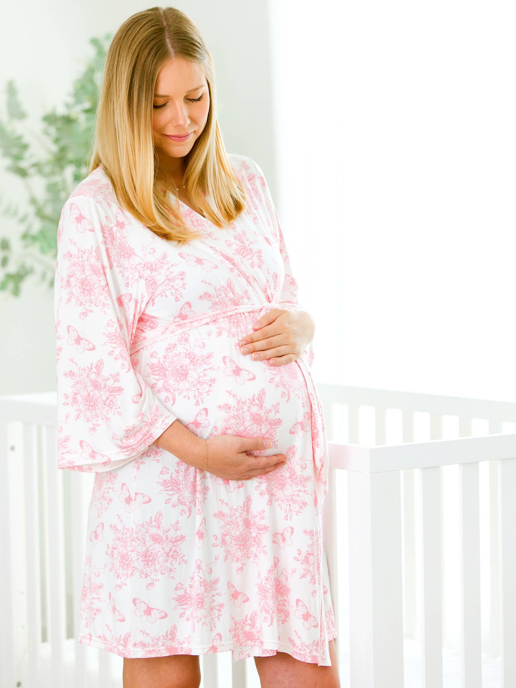 SoftSnooze™ Women's Bamboo Viscose Pink Butterfly Garden Toile Mommy & Me Maternity Robe: White / One Size