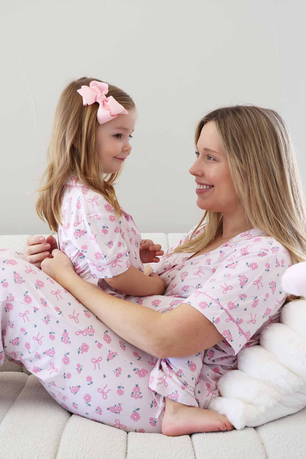 Girl's Two Piece Flare Lounge Set | Ribbon & Roses Pink: 2T