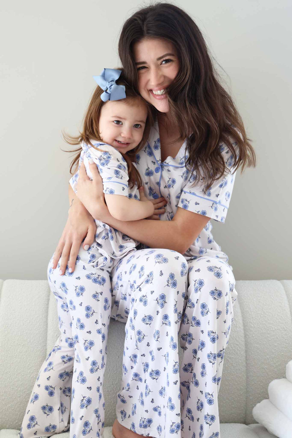 Girl's Two Piece Flare Lounge Set | Sapphire Garden: 3T