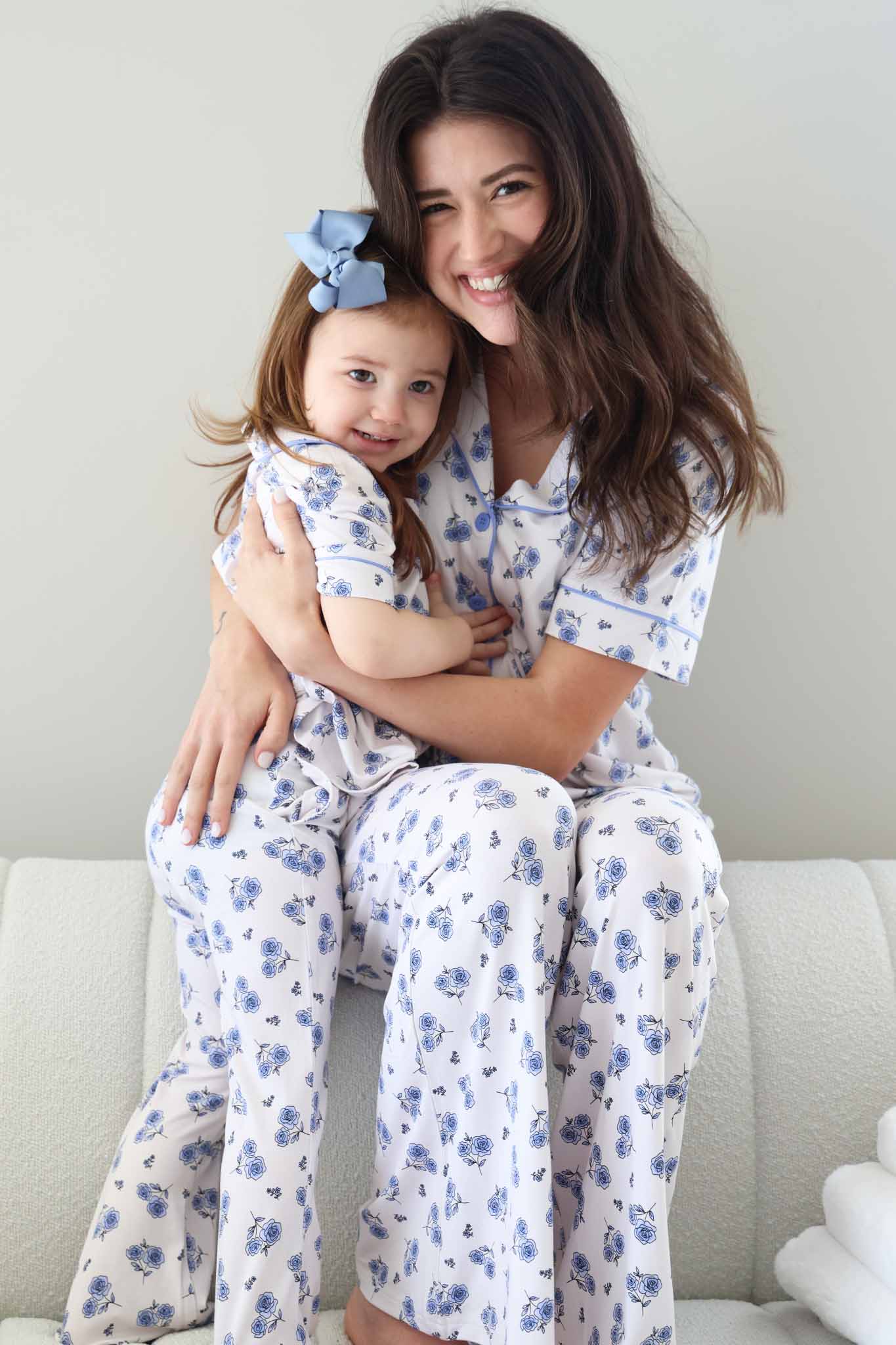 Girl's Two Piece Flare Lounge Set | Sapphire Garden: 3T
